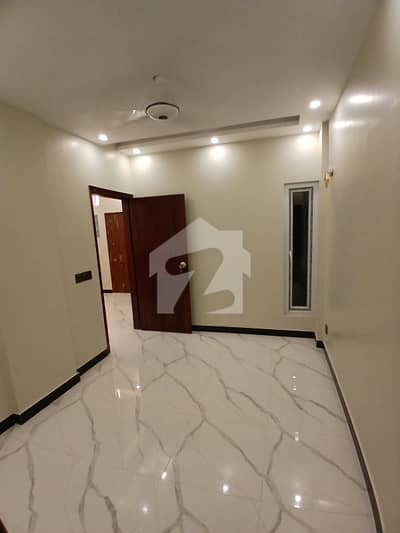 FOR SALE: BRAND NEW 950 SQ FT APARTMENT ITTEHAD COMMERCIAL, DHA PHASE 6
