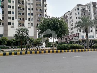 سماما سٹار مال اینڈ ریزیڈینسی گلبرگ گرینز,گلبرگ,اسلام آباد میں 3 کمروں کا 5 مرلہ فلیٹ 1.85 کروڑ میں برائے فروخت۔ سماما سٹار مال اینڈ ریزیڈینسی گلبرگ گرینز,گلبرگ,اسلام آباد میں 3 کمروں کا 5 مرلہ فلیٹ 1.85 کروڑ میں برائے فروخت۔