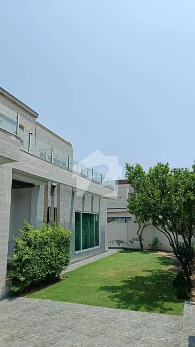 Premium 6-Bedroom Luxury House in DHA Phase 8 Air Avenue