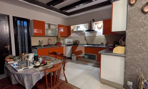 300 YARDS LUXURY DUPLEX FOR SALE DHA BADAR & HILAL LANES PHASE 7