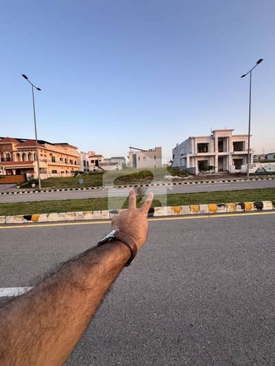 Dha 5 sector B johar bulivad pair plots for sale