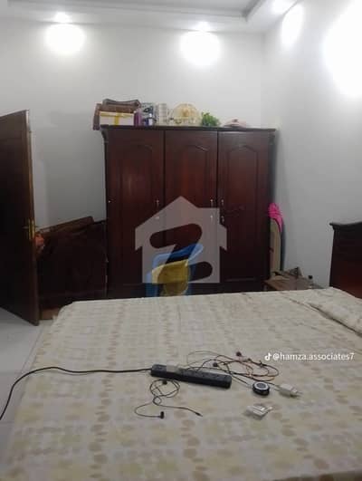 Portion Rent 80 yd 3 Bed Dd & 2nd Floor Line Water No Loadsading Separate Entrance