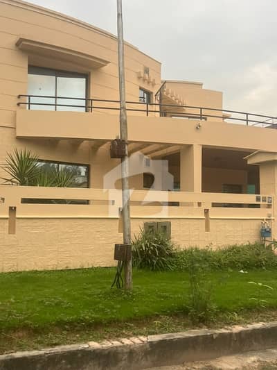 آئی ۔ 8 اسلام آباد میں 5 کمروں کا 1 کنال مکان 6.25 لاکھ میں کرایہ پر دستیاب ہے۔ آئی ۔ 8 اسلام آباد میں 5 کمروں کا 1 کنال مکان 6.25 لاکھ میں کرایہ پر دستیاب ہے۔