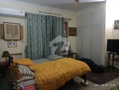 14 Marla House For Sale In Main Cantt.