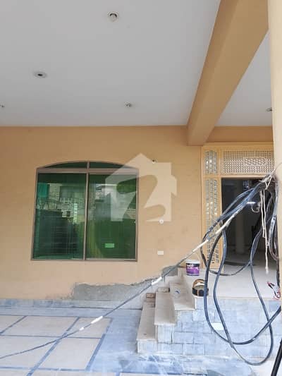 1 KANAL INDEPENDENT HOUSE FOR RENT IDEAL FOR OFFICE