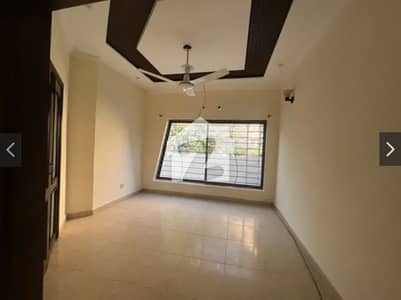 5 MARLA BEAUTIFULL HOUSE AVAILABLE FOR RENT IN DHA PHASE 5