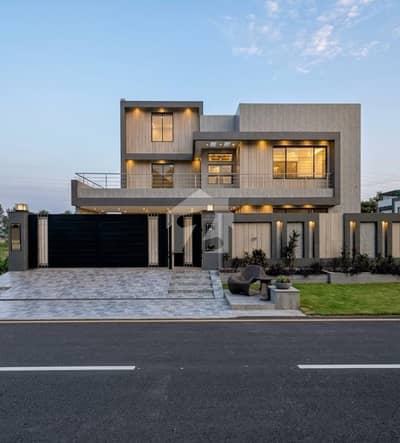 1 Kanal Brand New Ultra-Modern Owner-Built House With Basement For Sale in Wapda Town Lahore
