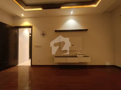 1 Kanal Non Furnished Upper Portion For Rent In DHA Phase 6
