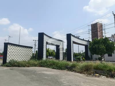 ایل ڈی اے ایوینیو ۔ بلاک ایف ایل ڈی اے ایوینیو,لاہور میں 1 کنال رہائشی پلاٹ 3.65 کروڑ میں برائے فروخت۔