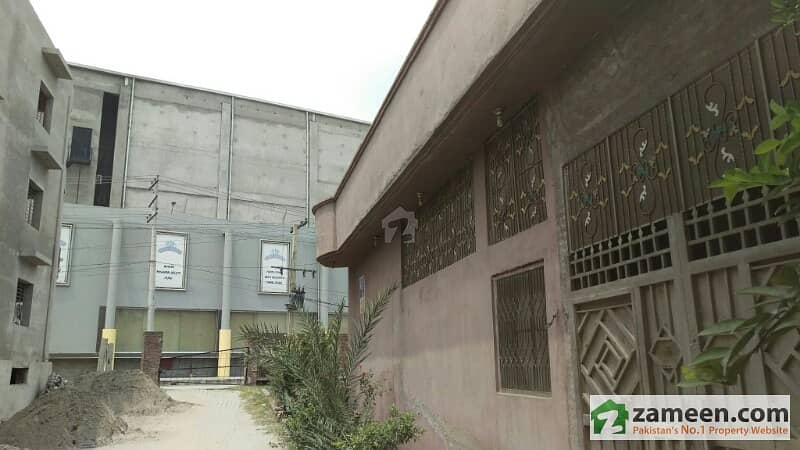12 Marla House Commercial Place With Basement For Sale Near Kings Mall