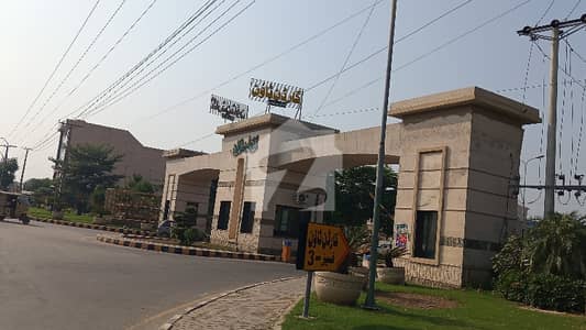 گارڈن ٹاؤن فیز 3 گارڈن ٹاؤن,گوجرانوالہ میں 5 مرلہ رہائشی پلاٹ 1.12 کروڑ میں برائے فروخت۔ گارڈن ٹاؤن فیز 3 گارڈن ٹاؤن,گوجرانوالہ میں 5 مرلہ رہائشی پلاٹ 1.12 کروڑ میں برائے فروخت۔