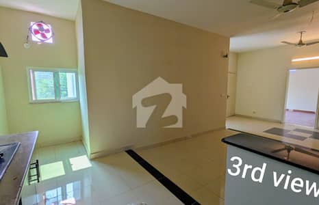 10 Marla 4 Bed House for rent In Askari XI, Lahore