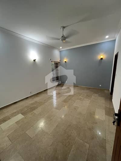 D12 Islamabad 14 Marla Upper Portion For Rent