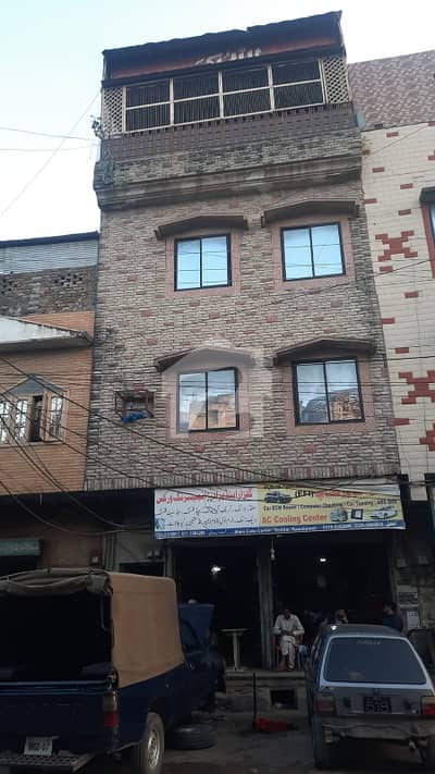 بینک روڈ راولپنڈی میں 3 مرلہ Studio عمارت 30.0 کروڑ میں برائے فروخت۔
