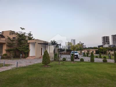 Farm House Available For Rent In Gulberg Greens Block D