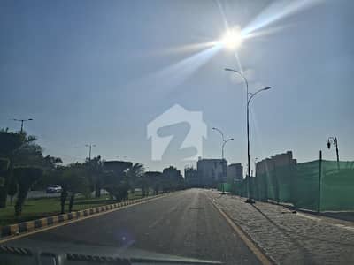 اتحاد ٹاؤن فیز ١ اتحاد ٹاؤن,رائیونڈ روڈ,لاہور میں 8 مرلہ کمرشل پلاٹ 15.0 کروڑ میں برائے فروخت۔