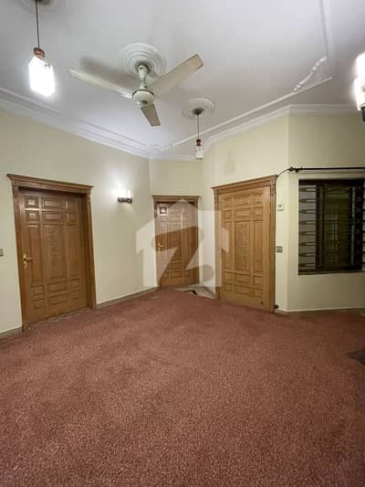 Ground Portion For Rent In G-10