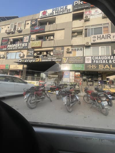 جی ۔ 11 مرکز جی ۔ 11,اسلام آباد میں 1 مرلہ Studio دکان 3.5 کروڑ میں برائے فروخت۔