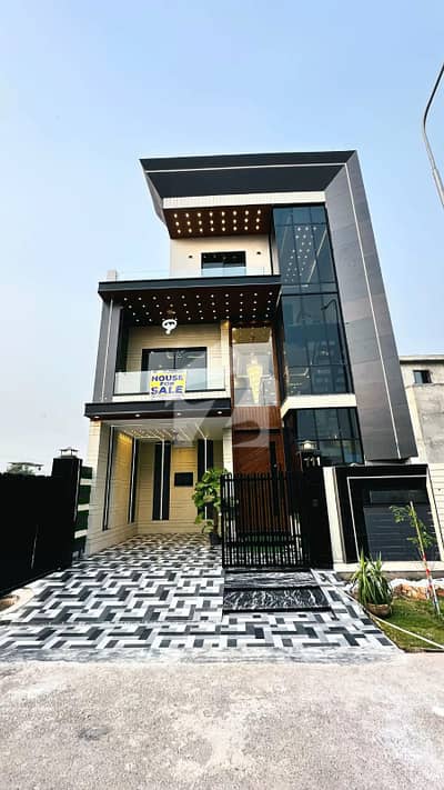 A Rare Opportunity | 5 Marla Brand New Luxury Modern House for Sale in Rose Block Park View City Lahore A Rare Opportunity | 5 Marla Brand New Luxury Modern House for Sale in Rose Block Park View City Lahore