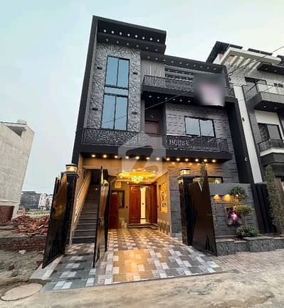 الرحمان گارڈن فیز 2 الرحمان گارڈن,لاہور میں 6 کمروں کا 2 مرلہ مکان 3.1 کروڑ میں برائے فروخت۔ الرحمان گارڈن فیز 2 الرحمان گارڈن,لاہور میں 6 کمروں کا 2 مرلہ مکان 3.1 کروڑ میں برائے فروخت۔