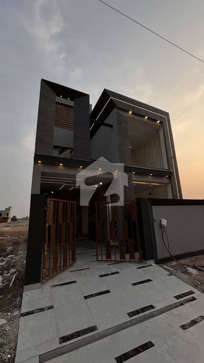 5 Marla House Available For Sale