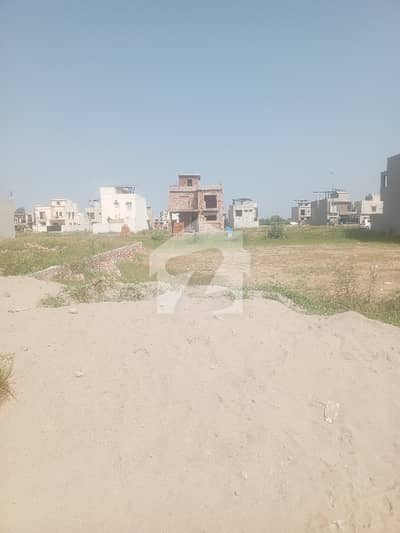 Paragon City Imperial 2 10 M Plot For Sale Near Park Comm Masjid School 40 Fit Road