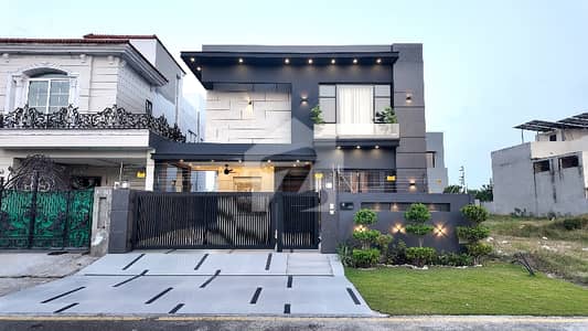 Prime Location 10 Marla House Available For Sale In DHA Phase 7 - Block Y, Lahore Prime Location 10 Marla House Available For Sale In DHA Phase 7 - Block Y, Lahore