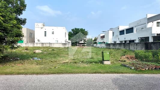 Top Location Plot At Highly Developed Area With All The Modern Facilities