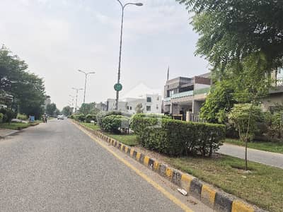 بسم اللہ گارڈن جڑانوالہ روڈ,فیصل آباد میں 5 مرلہ رہائشی پلاٹ 90.0 لاکھ میں برائے فروخت۔