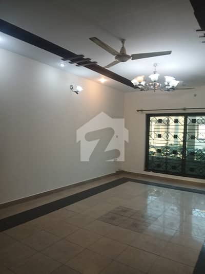 G14/4 Islamabad 10 Marla Full House Available For Rent