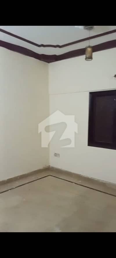Mehmoodabad Number 1 Flat For Sale Sized 90 Square Yards