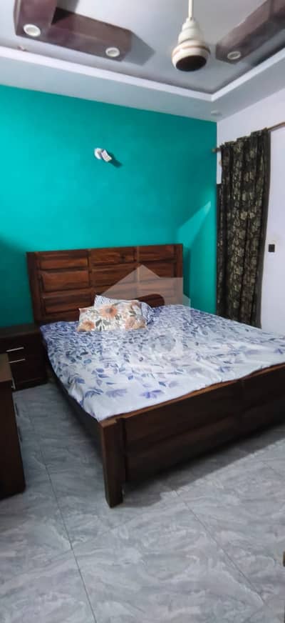 Flat Of 100 Square Yards In Mehmoodabad Number 1 Is Available