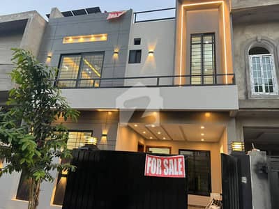6.5 MARLA BREND NEW HOUSE FOR SALE IN JINNAH GARDEN