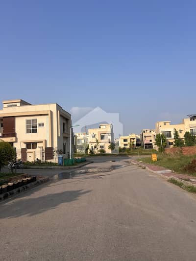 5 Marla Plot For Sale In L Block