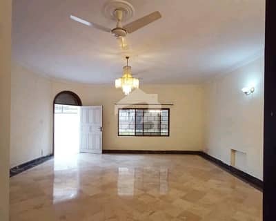 A Stunning Upper Portion Is Up For Grabs In I-8 I-8