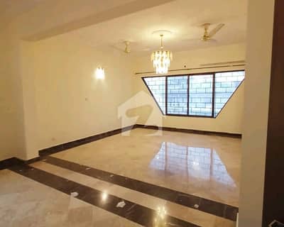 Lower Portion Of 1 Kanal Is Available For rent In I-8