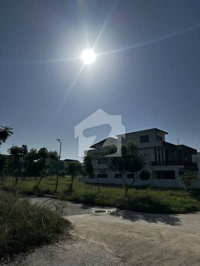 Hot Deal Prime Location Corner Plot | Easy Access To GT Road & Highway