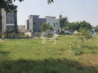 6.5 MARLA CORNER PLOT FOR SALE 6.5 MARLA CORNER PLOT FOR SALE