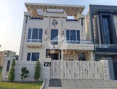 سٹی ہاؤسنگ سوسائٹی گوجرانوالہ میں 5 کمروں کا 10 مرلہ مکان 5.5 کروڑ میں برائے فروخت۔ سٹی ہاؤسنگ سوسائٹی گوجرانوالہ میں 5 کمروں کا 10 مرلہ مکان 5.5 کروڑ میں برائے فروخت۔