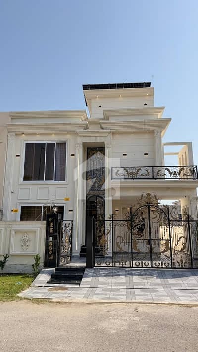Prime Location House Of 10 Marla Is Available For sale In Citi Housing Society, Citi Housing Society