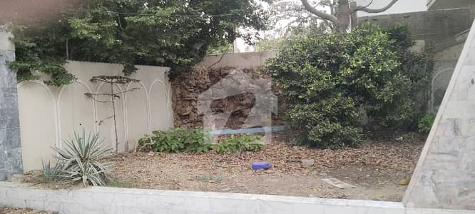INVESTOR DEAL DEMOLISHED HOUSE FOR SALE IN PHASE 5