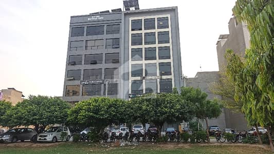 Title: 2kanal 2Marla Prime Location Corner Plot for Sale in Izmir Town, Lahore