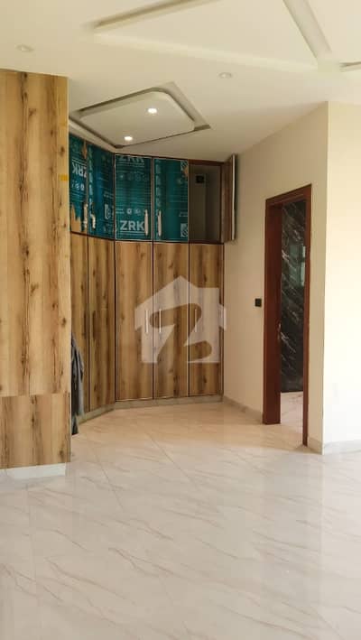 2 KNAL KA UPPER PORTION AVAILABLE FOR RENT IN NFC SOCIETY VIP LOCATION TILE FLOOR NEW TYPE HOUSE NERA WAPDA TOWN PHASE 1 3 BADROOM 3 WASHROOM TV LAUNCH KITCHEN DRAWING ROOM STORE ROOM BAJLI PANI GAS AVAILABLE PARKING AVAILABLE IDEAL LOCATION TILE FLOOR