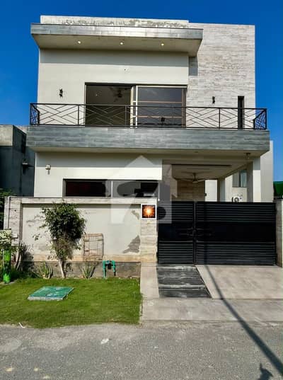 Beautifully Designed 5 Marla House In DHA Phase 9 Town Prime Opportunity!