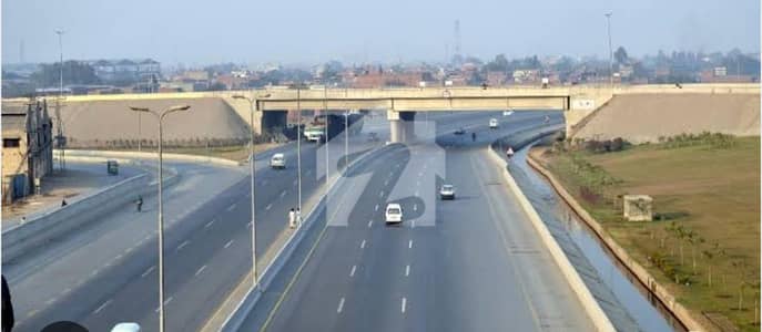 SPECIALIZING IN COMMERCIAL PROPERTIES IN DHA LHR