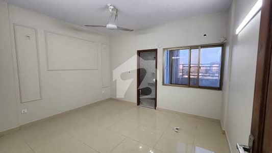 1600 Square Feet Flat In Beautiful Location Of Clifton - Block 1 In Karachi