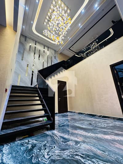 1 Kanal Beautiful Luxury House for Sale in DHA Lahore Phase 7