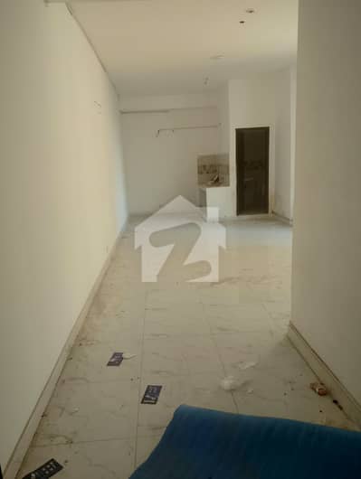 گلبرگ 3 گلبرگ,لاہور میں 2 مرلہ Studio دفتر 62.0 ہزار میں کرایہ پر دستیاب ہے۔