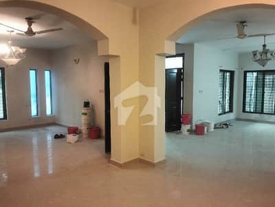 10 Marla 4 Bedroom Fully Tailed House Low price from Market 10 Marla 4 Bedroom Fully Tailed House Low price from Market