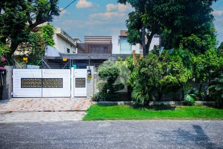 1 KANAL MODERN HOUSE FOR SALE IN DHA PHASE 2 1 KANAL MODERN HOUSE FOR SALE IN DHA PHASE 2
